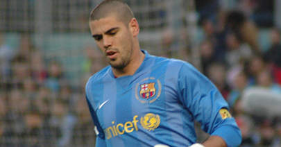 Valdes trafi do Anglii. W Barcelonie zastąpi go Cech?